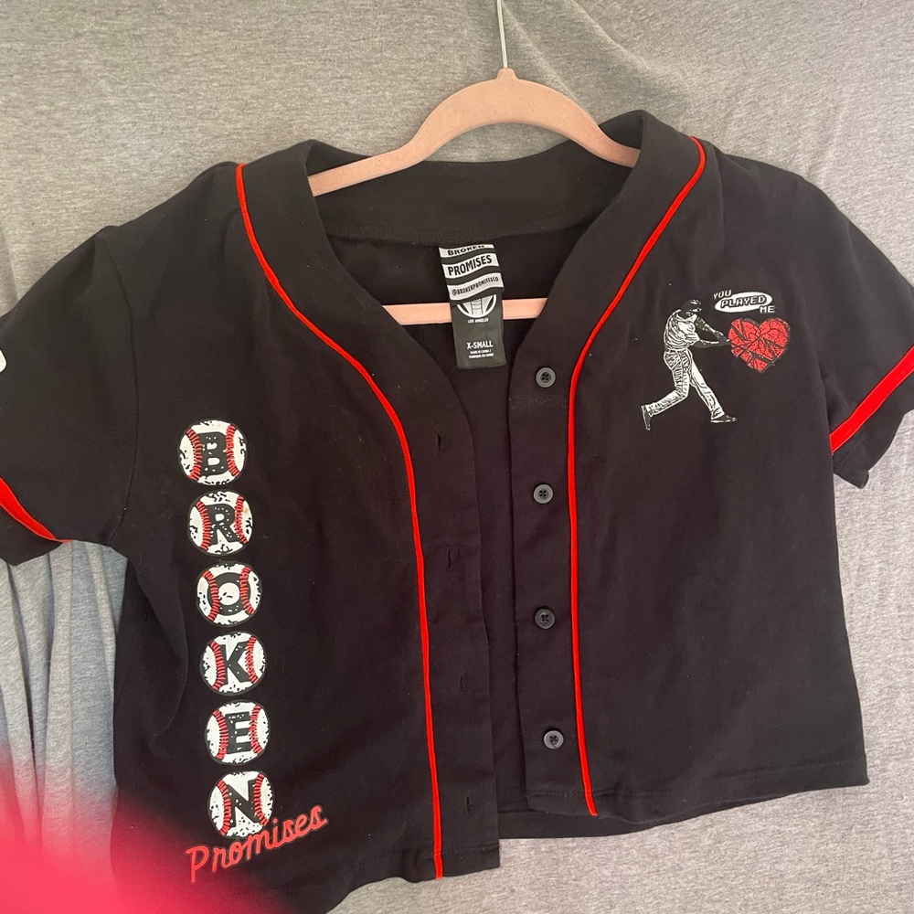 Broken Promises Crop Button Up Black Baseball Shirt Size XS